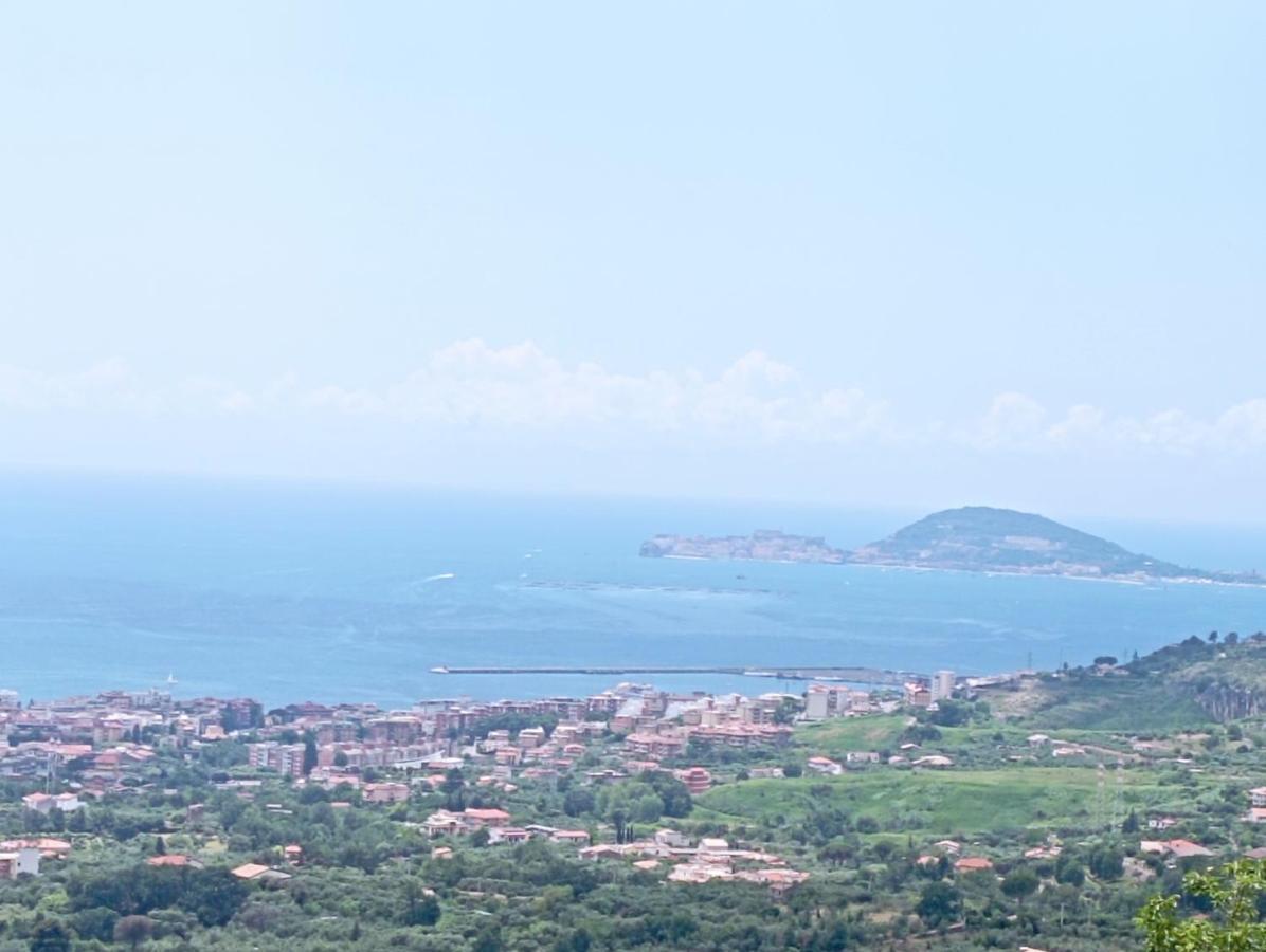 Апартаменты Casa Ines Maranola Экстерьер фото